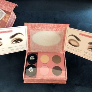 benefit - eyeshadow kit - 100%new